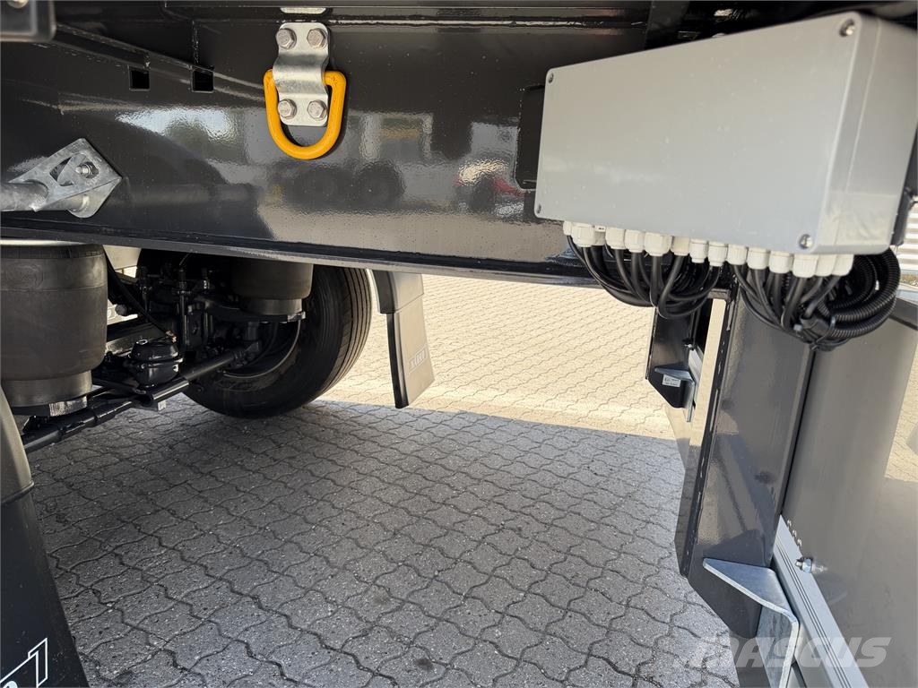 Närko 3-aks bokstrailer ADR EXII dobbeltstock Box body semi-trailers