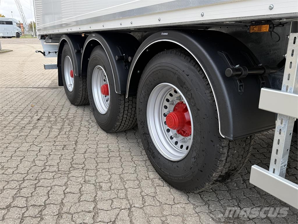 Nordic Trailer 3-aks 33-pll bokstrailer med Double-Stock نصف مقطورات ذات هيكل صندوقي