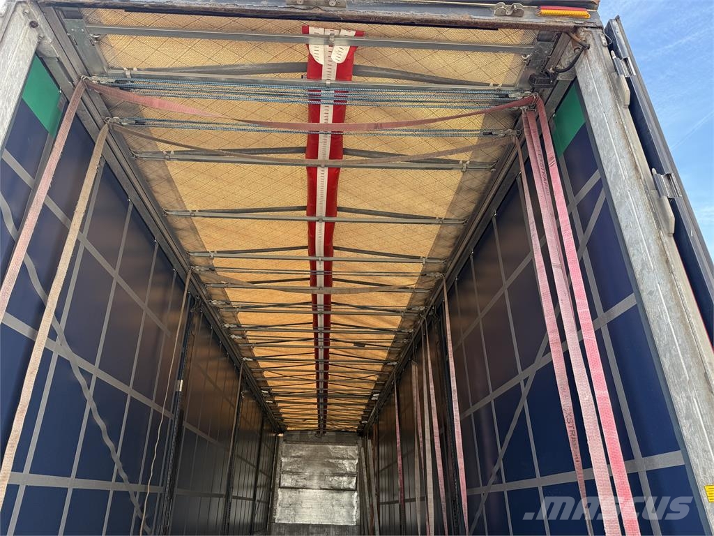 Nordic Trailer 3-aks gardintrailer med Anti-Ice tag Curtainsiderauflieger