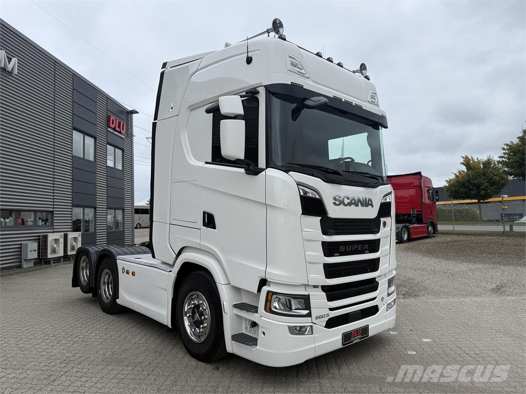 Scania 660S 6x2 Boogie Tractor Units