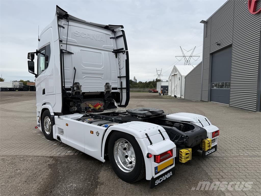 Scania 770S 4x2 Mega Tegljači