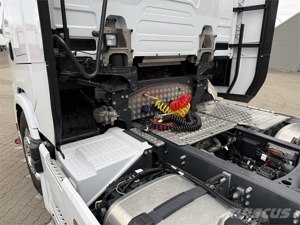 Scania 770S 4x2 Mega Tegljači