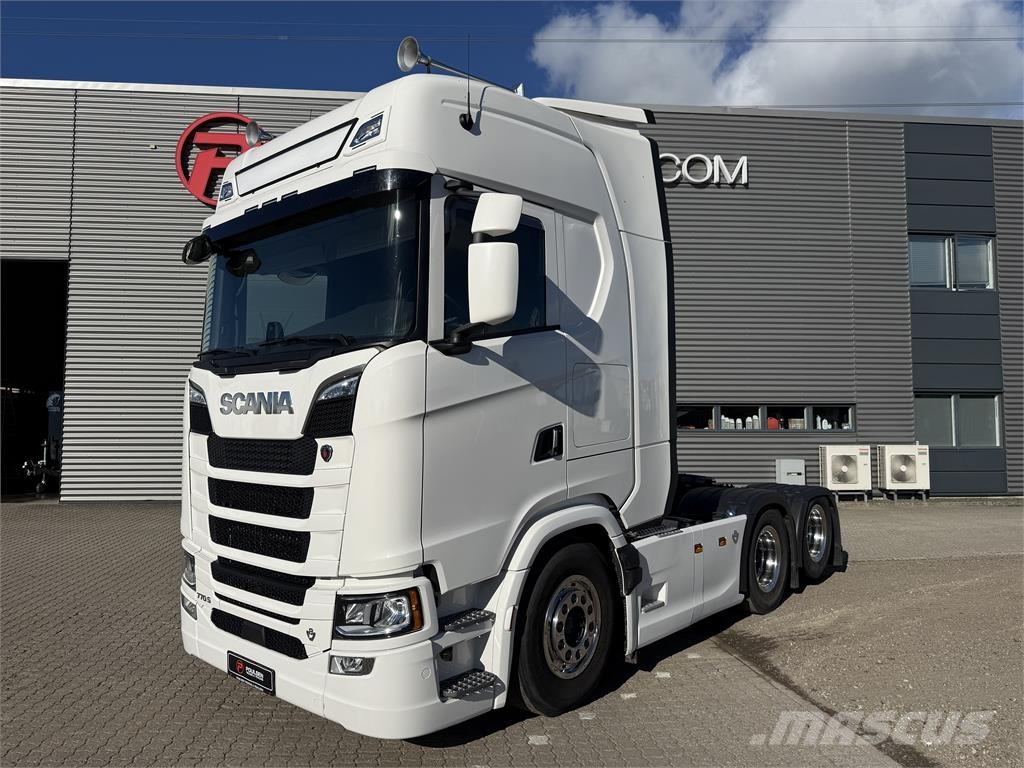 Scania 770S 6x2 boogie Naudoti vilkikai