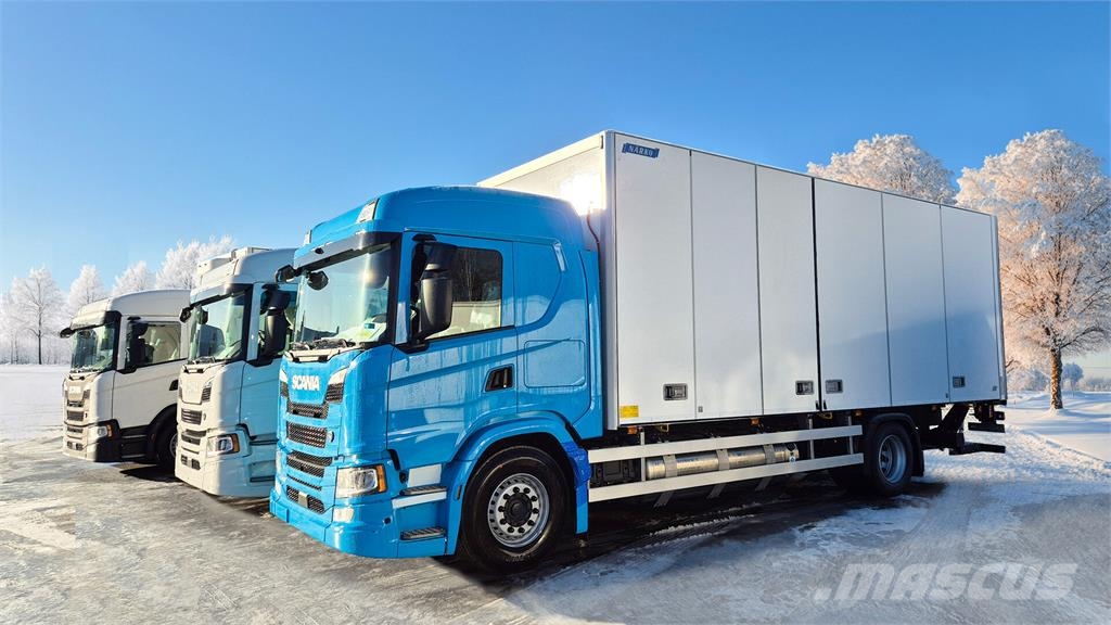 Scania Boksopbygning med sideåbning Camiones con caja de remolque