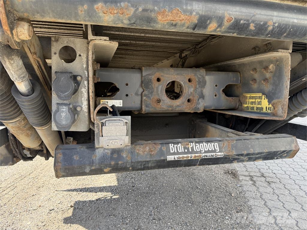 Scania G370 4x2 fraglads opbygning Lastbil - Gardin