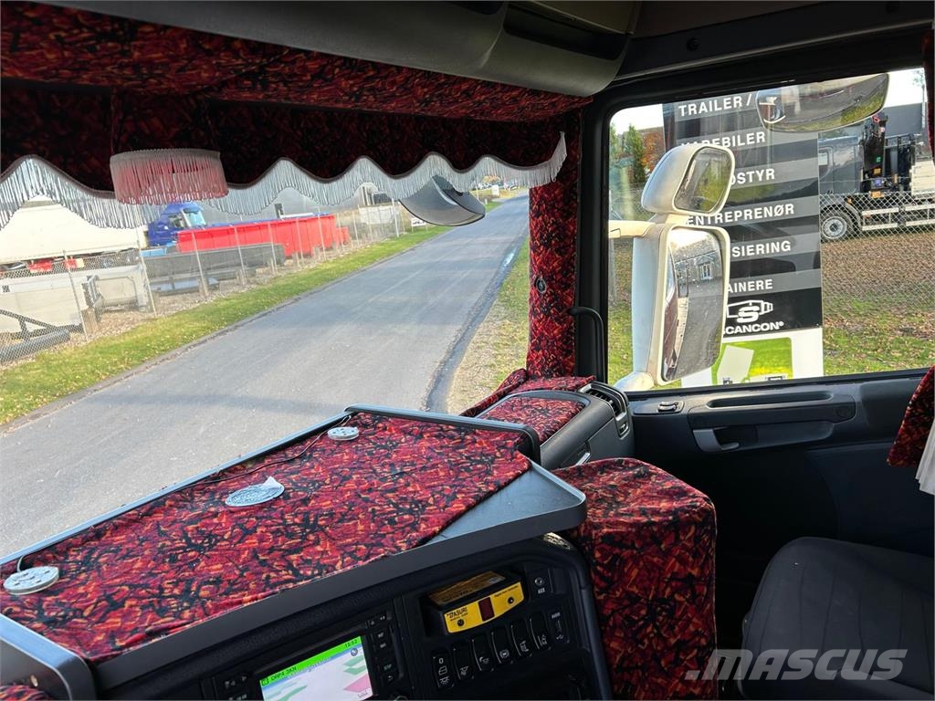 Scania G410 8x2*6 Camiones portavehículos