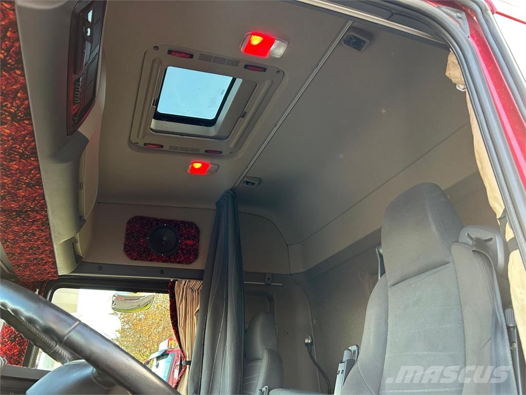 Scania G410 8x2*6 Camiones portavehículos