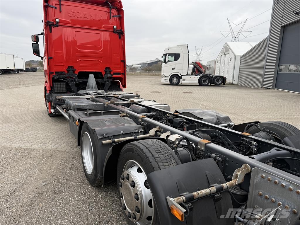 Scania R410 6x2*4 BDF Jumbo Camiones portacontenedores