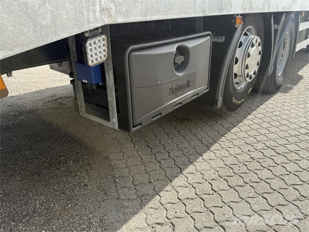 Scania R450 6x2*4 Vehicle transporters