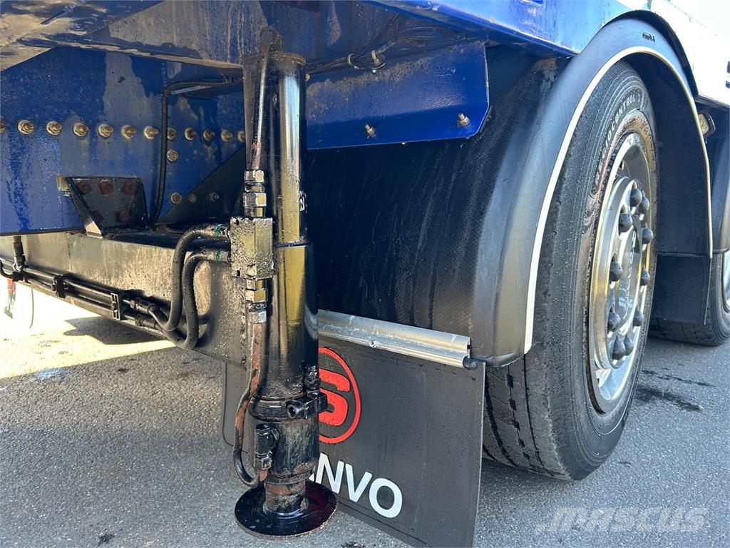 Scania R500 Knæklad med sovekabine Járműszállítók