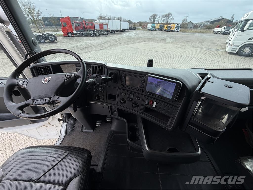 Scania R580 V8 6x4 tandem Nyergesvontatók