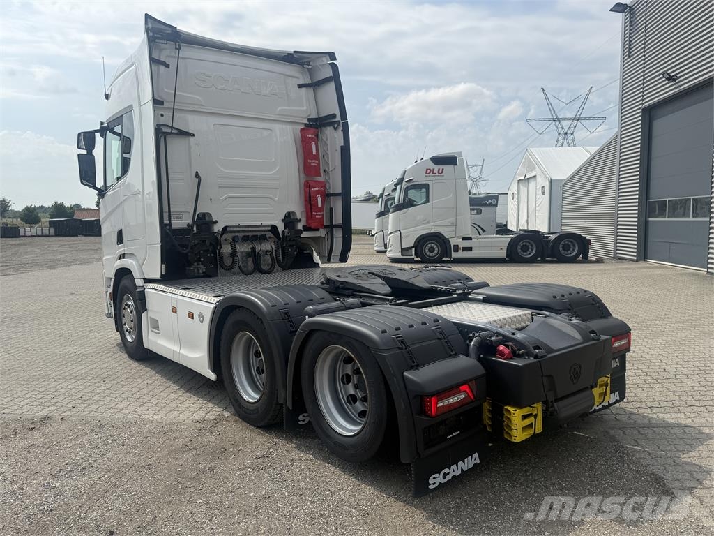 Scania R660 6x2 Prime Movers