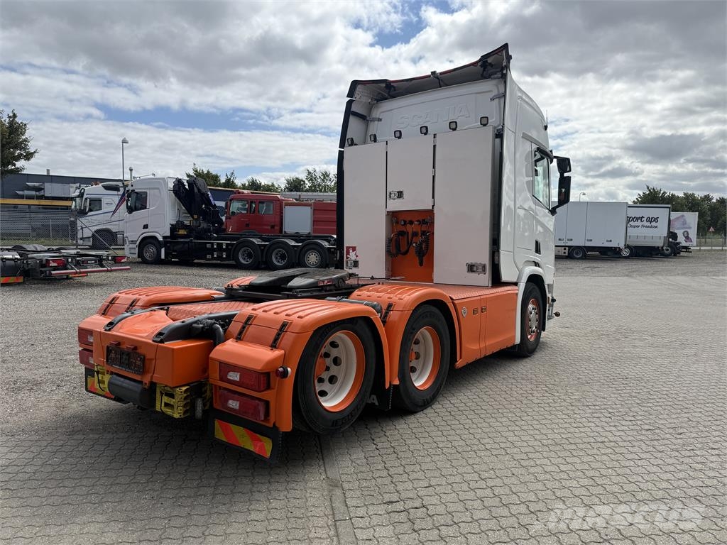 Scania R660 6x2 Boogie Τράκτορες