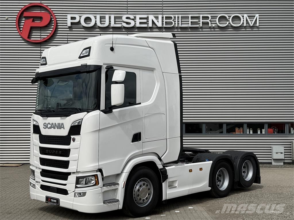 Scania S560 2950 6x2 Autotractoare