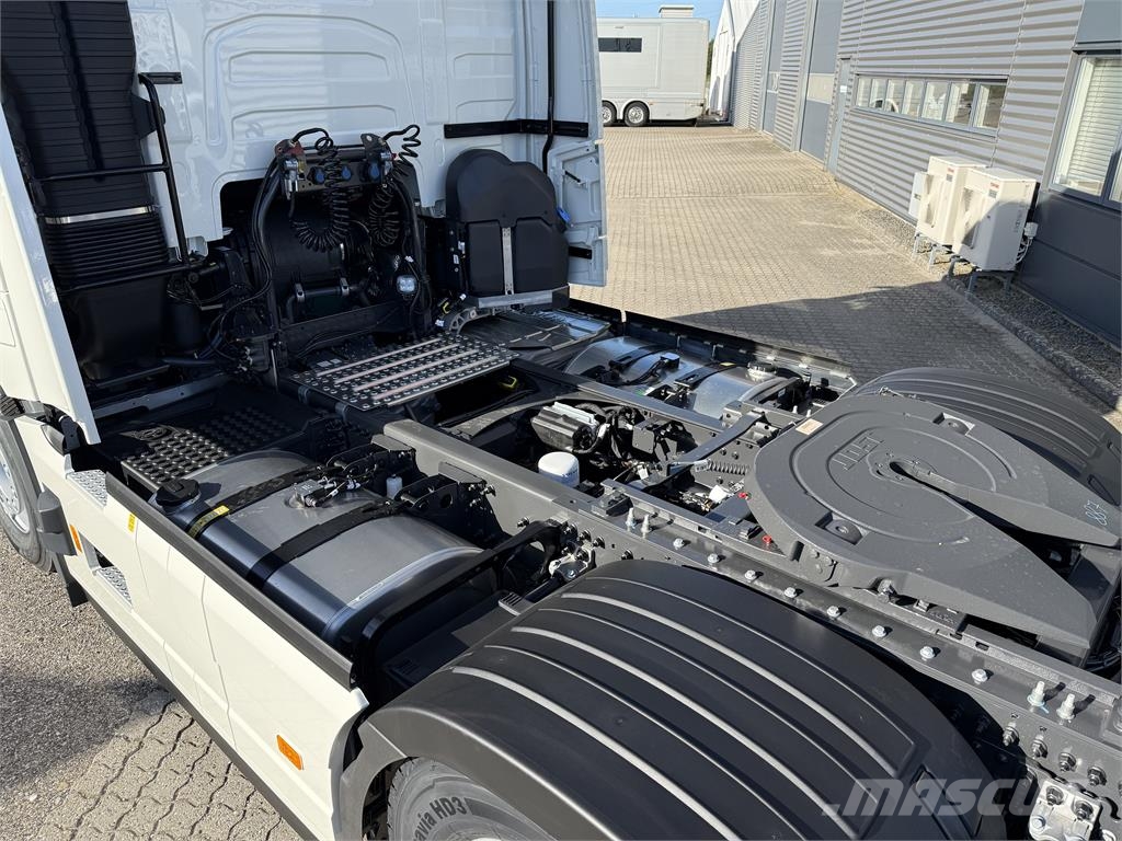 Volvo FH500 Aero TC - Udlejes وحدات الجر