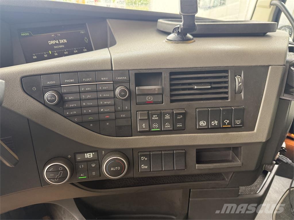 Volvo FH540 8x4*4 m. HMF 2620K5 kran Vaihtolava-autot