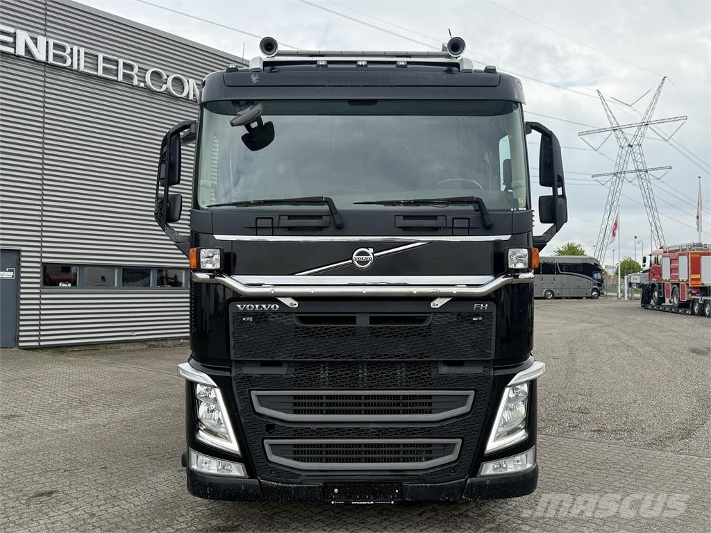 Volvo FH540 8x4*4 m. HMF 2620K5 kran Vaihtolava-autot