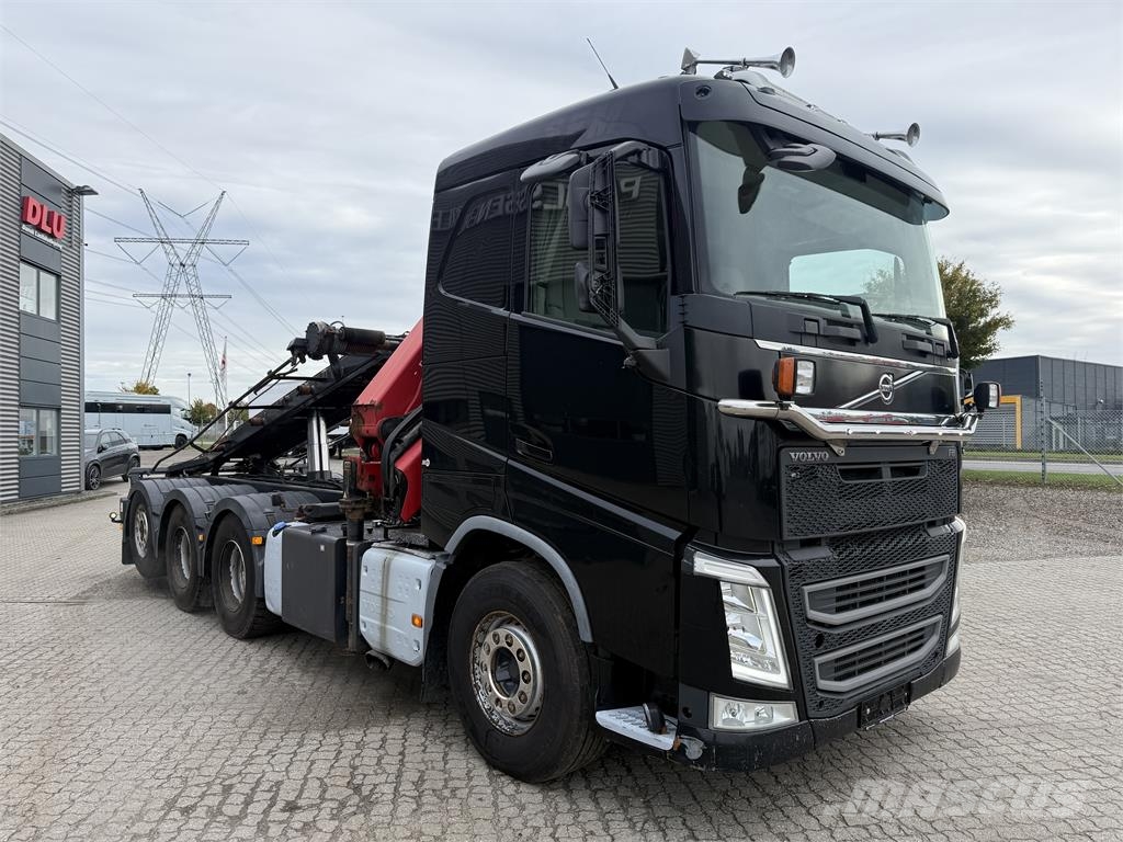 Volvo FH540 8x4*4 m. HMF 2620K5 kran Motrici scarrabili
