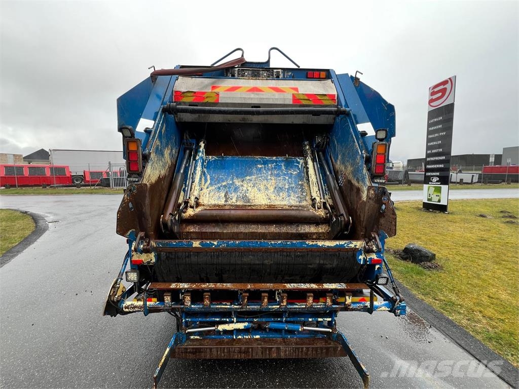 Volvo FM420 8x2*6 NTM 25m3 Camiones de basura