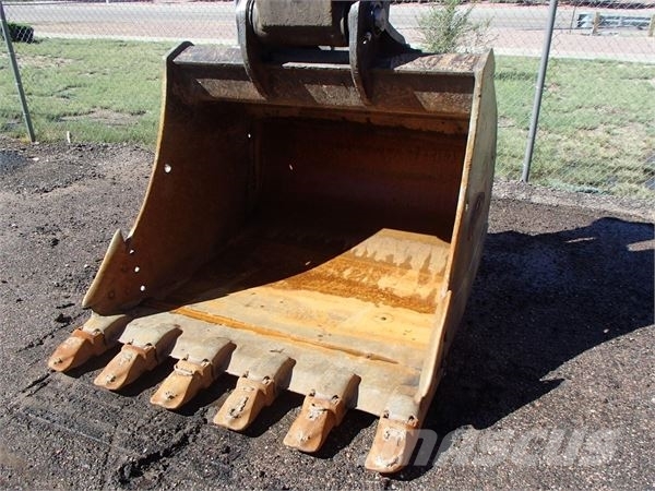 Volvo EC460B LC 대형 굴삭기 29톤 이상