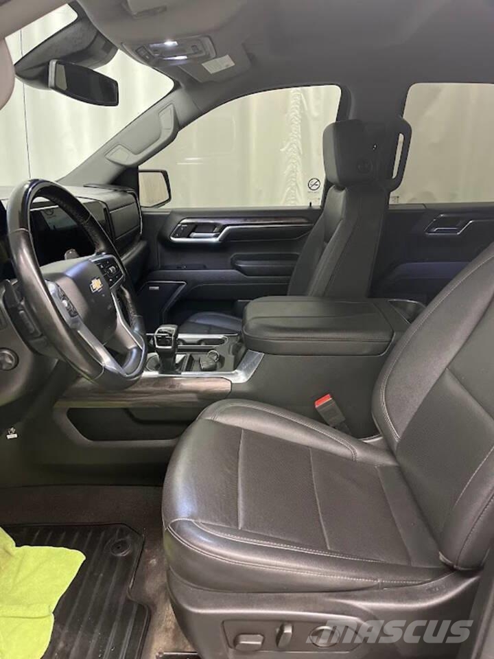 Chevrolet Silverado 1500 皮卡车