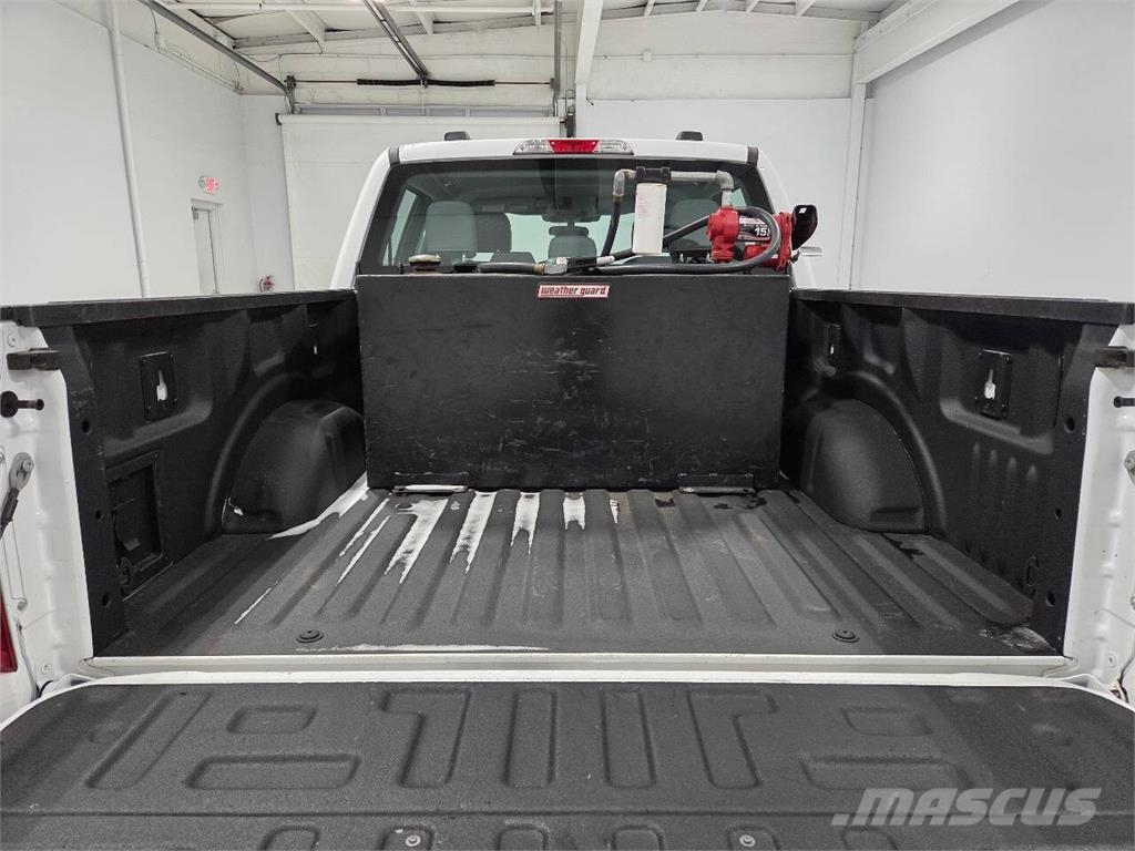 Ford F-150 皮卡车