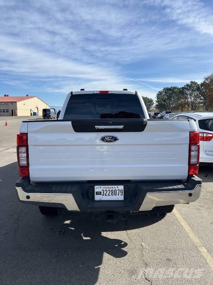 Ford F-250 Super Duty Pickup/Sideaflæsning