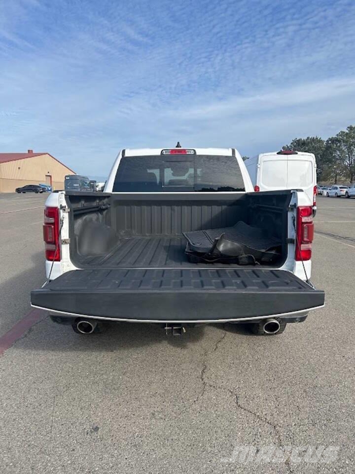 RAM 1500 Pick up/Fiancata ribaltabile