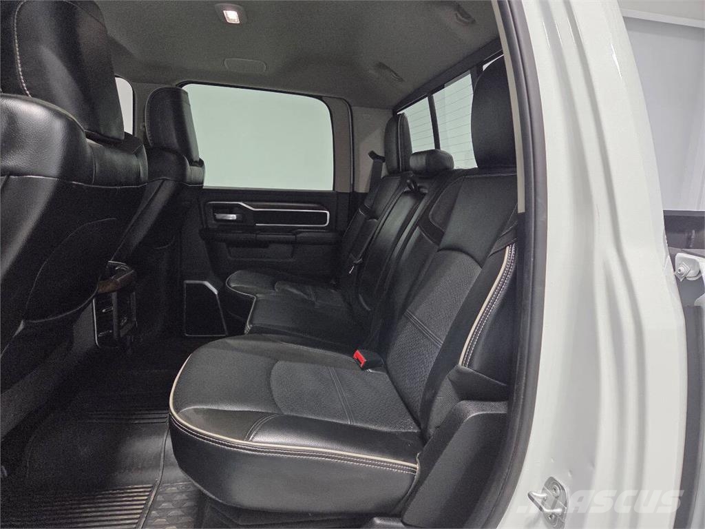 RAM 2500 Furgonetas caja abierta