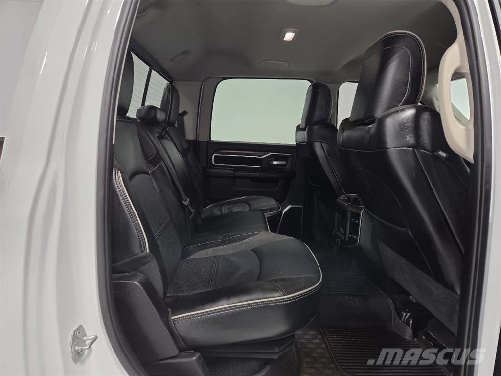 RAM 2500 Furgonetas caja abierta