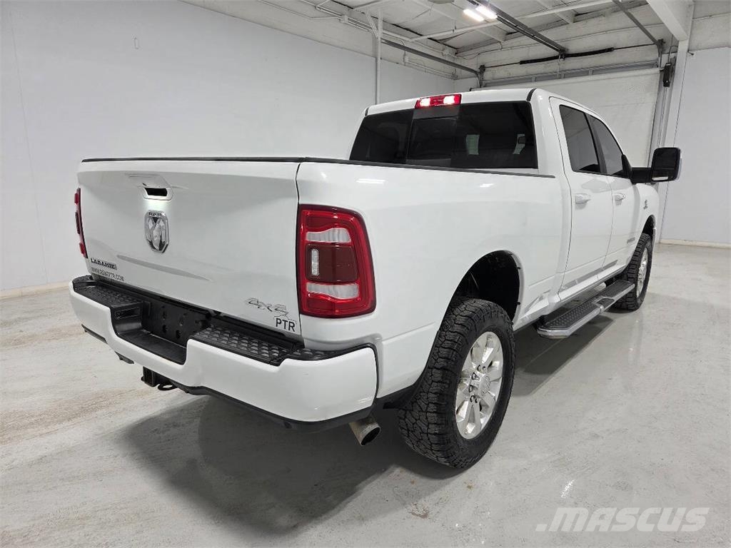 RAM 2500 Furgonetas caja abierta