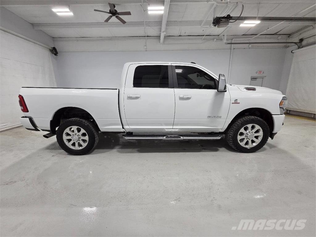 RAM 2500 Furgonetas caja abierta