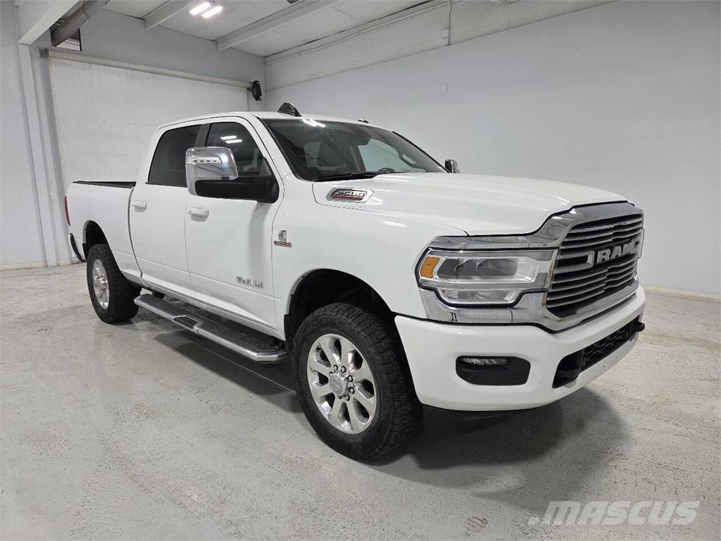 RAM 2500 Furgonetas caja abierta