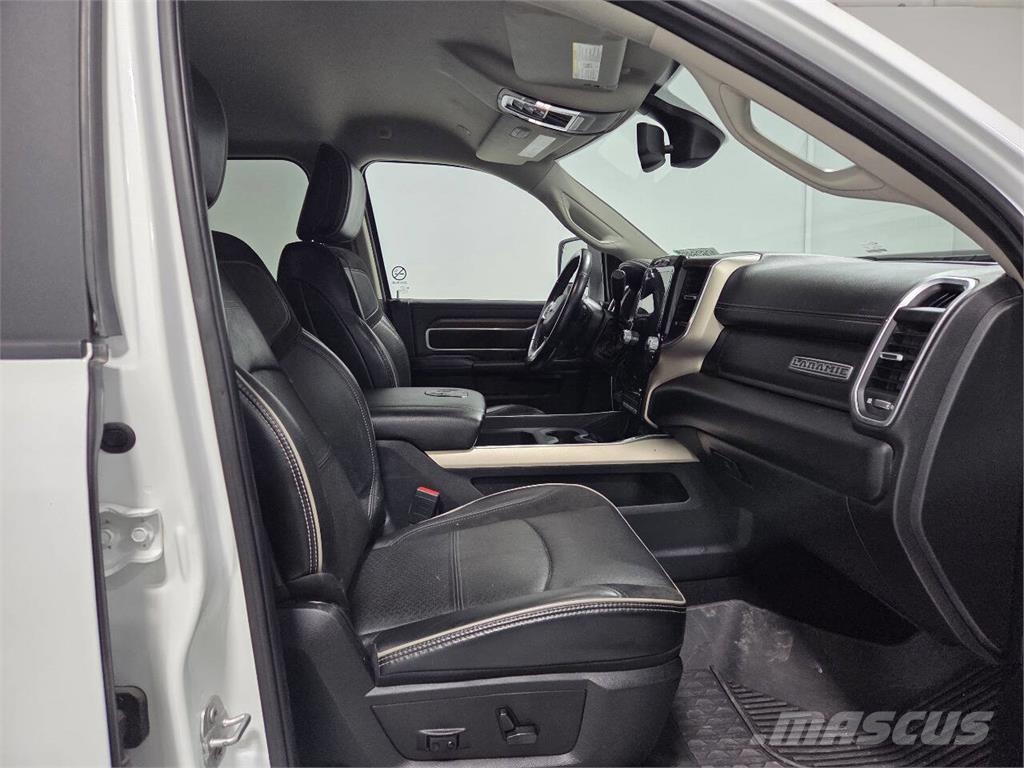 RAM 2500 Furgonetas caja abierta
