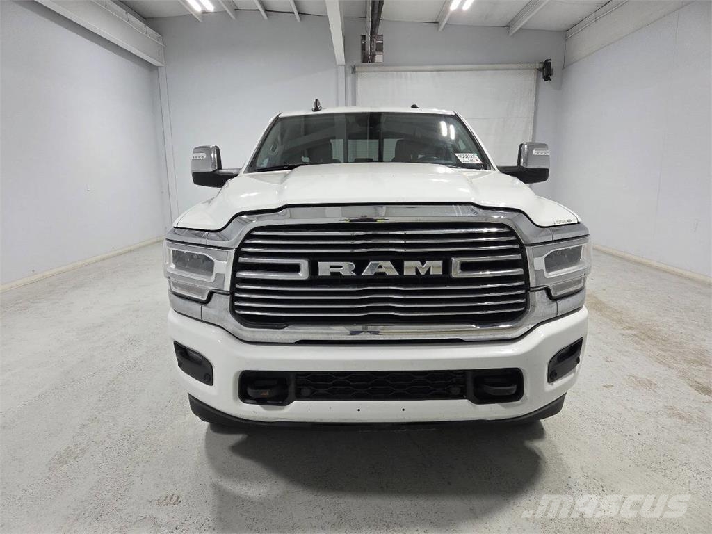 RAM 2500 Furgonetas caja abierta
