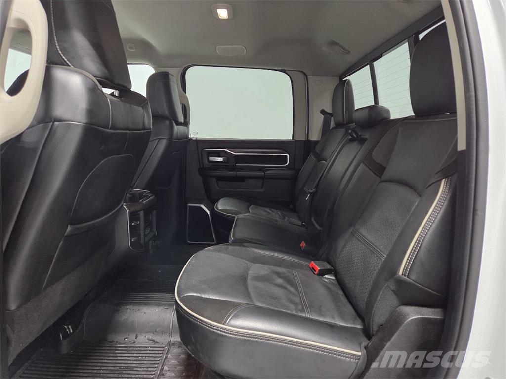 RAM 2500 Furgonetas caja abierta