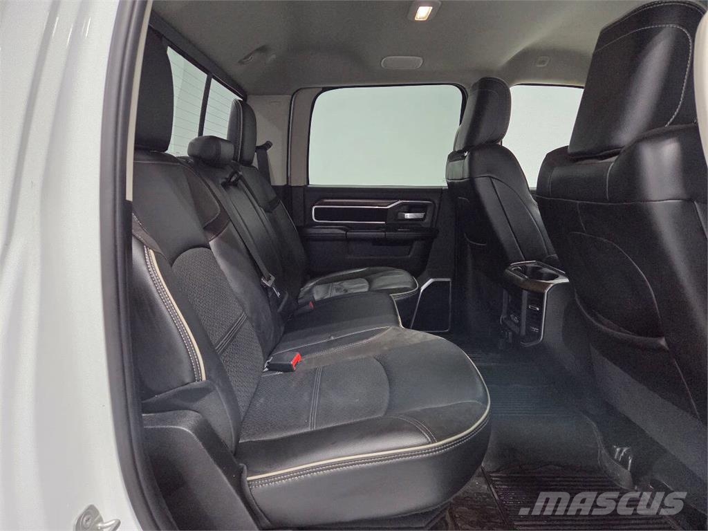 RAM 2500 Furgonetas caja abierta