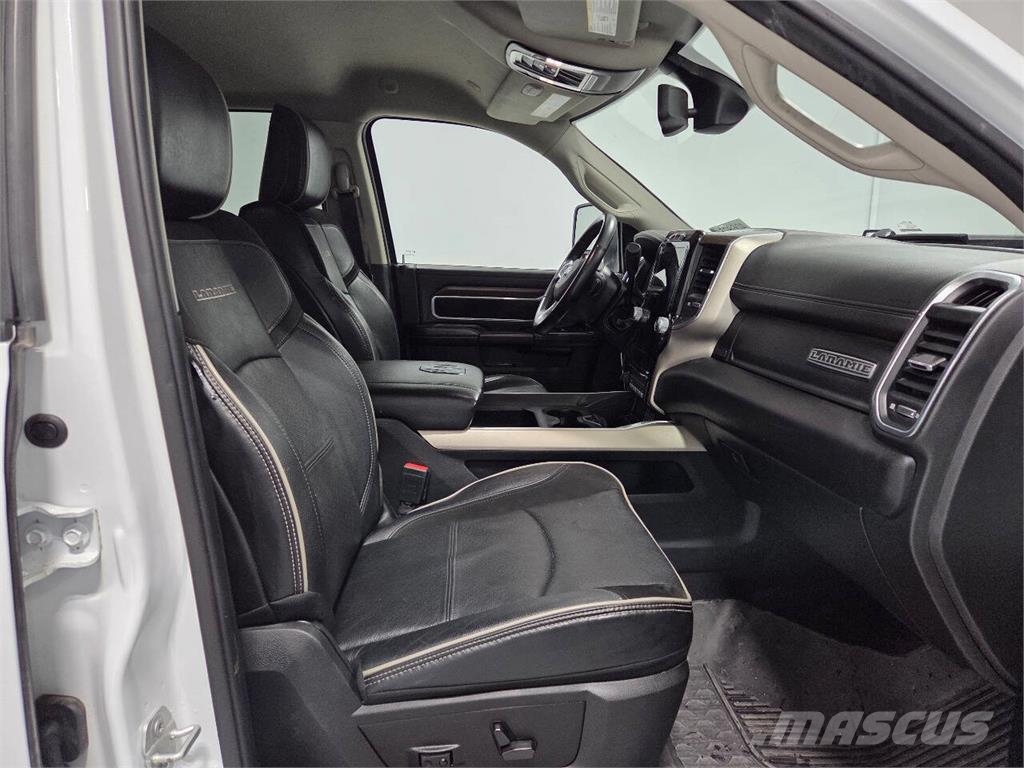 RAM 2500 Furgonetas caja abierta
