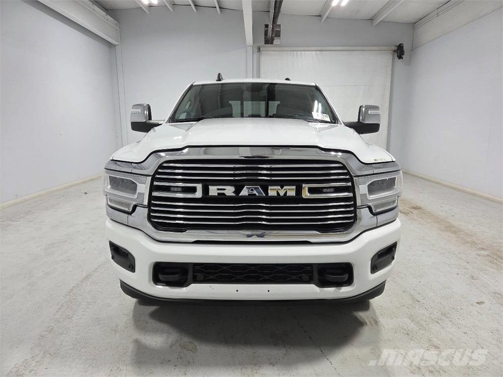 RAM 2500 Furgonetas caja abierta