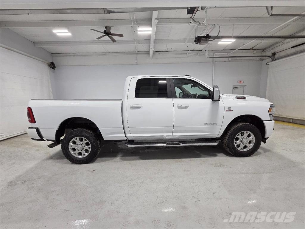 RAM 2500 Furgonetas caja abierta
