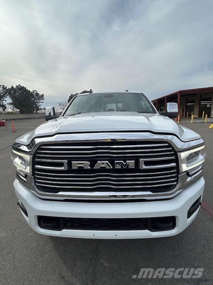 RAM 2500 Бортовые фургоны