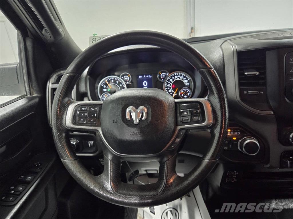 RAM 2500 Furgonetas caja abierta