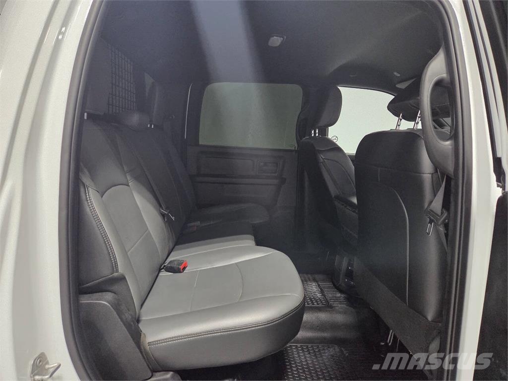 RAM 2500 Furgonetas caja abierta