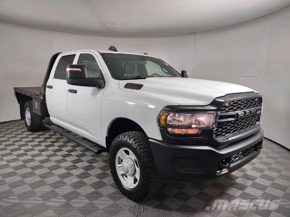RAM 2500 Furgonetas caja abierta