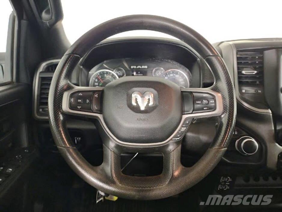 RAM 2500 Furgonetas caja abierta