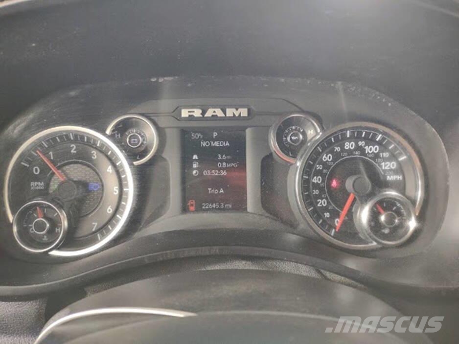 RAM 2500 Furgonetas caja abierta