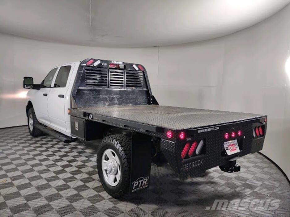 RAM 2500 Furgonetas caja abierta