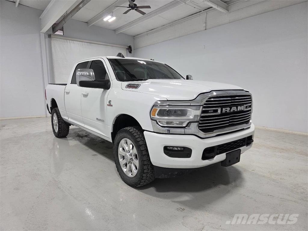 RAM 2500 Furgonetas caja abierta