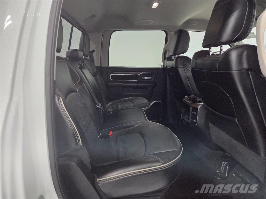 RAM 2500 Furgonetas caja abierta