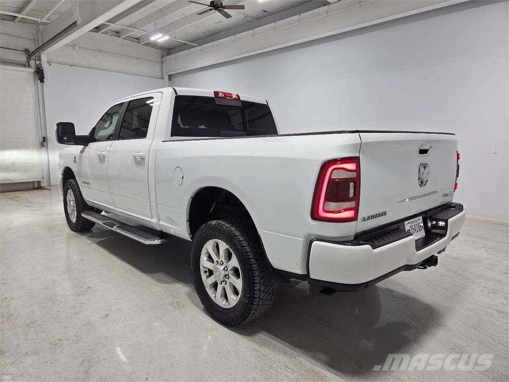 RAM 2500 Furgonetas caja abierta